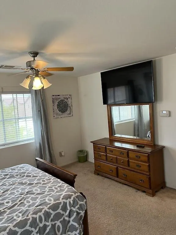 Vic'S 3 Bedroom 4Beds & Pool Centrally Located! Las Vegas Hébergement de vacances