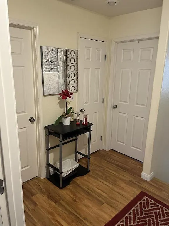 Vic'S 3 Bedroom 4Beds & Pool Centrally Located! Las Vegas 0*,