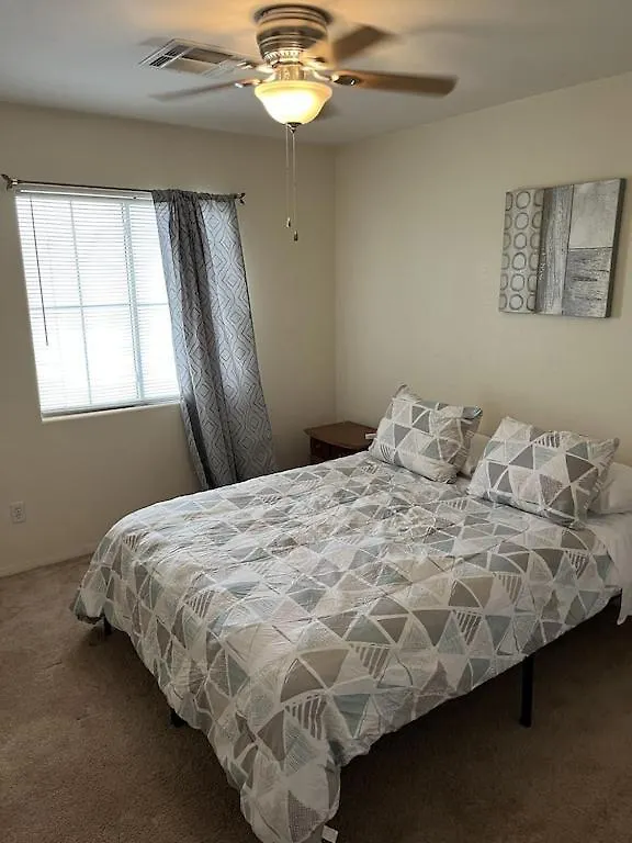 Vic'S 3 Bedroom 4Beds & Pool Centrally Located! Las Vegas États-Unis